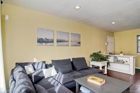 555 Howe Pl, Escondido, CA 92025 photo 9