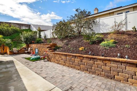 985 Bel Air Dr E, Vista, CA 92084 photo 21