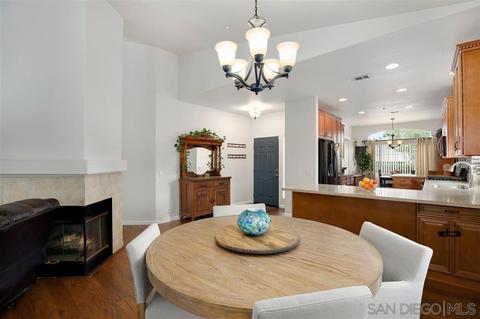 985 Bel Air Dr E, Vista, CA 92084 photo 7