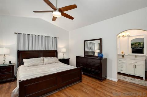 985 Bel Air Dr E, Vista, CA 92084 photo 13