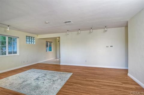 7893 Grape St, La Mesa, CA 91941 photo 5