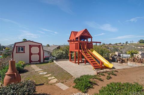 866 Brook Canyon Rd, Escondido, CA 92025 photo 23