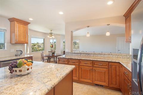 866 Brook Canyon Rd, Escondido, CA 92025 photo 13