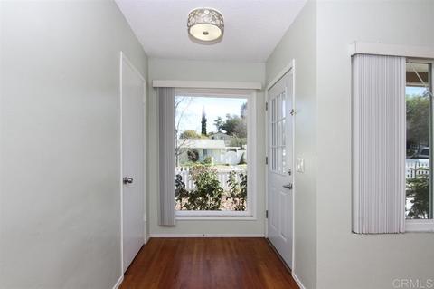 233 S Fig St, Escondido, CA 92025 photo 4