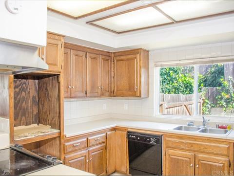 9079 Fitzgerald Way, Spring Valley, CA 91977 photo 6
