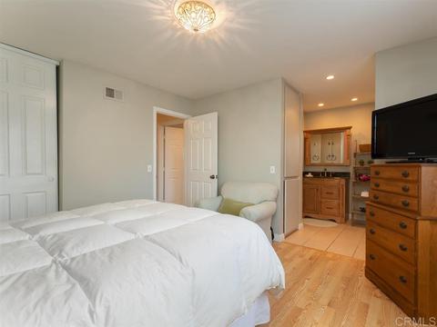 955 Buena Capri, Fallbrook, CA 92028 photo 12