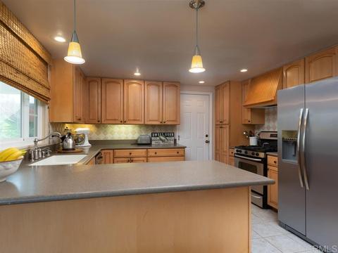 955 Buena Capri, Fallbrook, CA 92028 photo 5