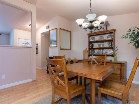 955 Buena Capri, Fallbrook, CA 92028 photo 7