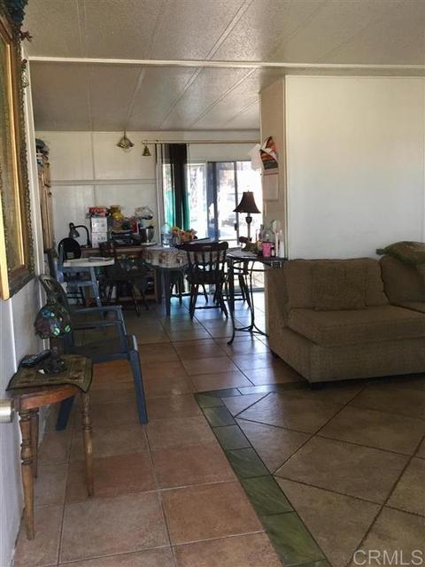 809 Olive Ave #19, Vista, CA 92083 photo 2