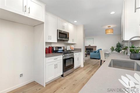 302 Cheyenne Ln, Escondido, CA 92026 photo 8