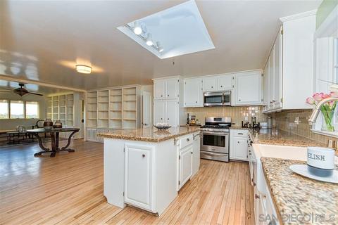2310 La Paz St, Oceanside, CA 92054 photo 10