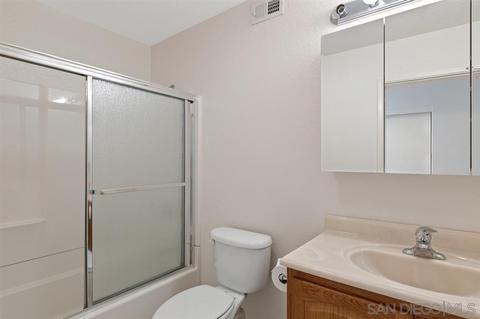 1126 Miramonte Gln, Escondido, CA 92026 photo 17
