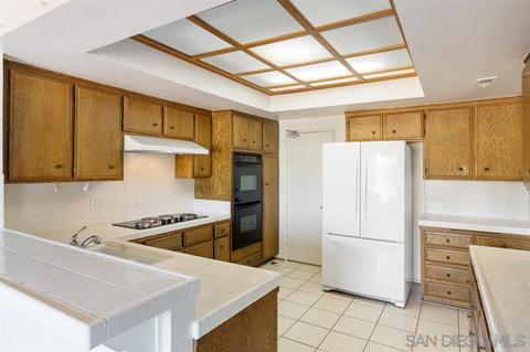1126 Miramonte Gln, Escondido, CA 92026 photo 5