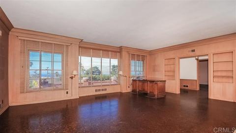 1395 W Muirlands Dr, La Jolla, CA 92037 photo 5