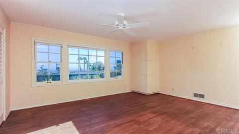 1395 W Muirlands Dr, La Jolla, CA 92037 photo 14