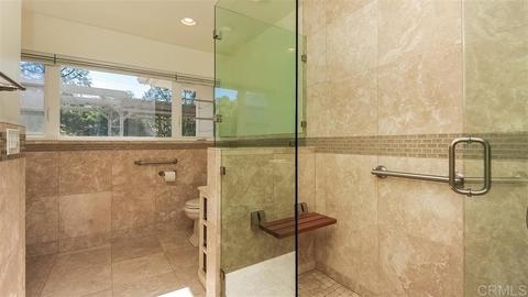1395 W Muirlands Dr, La Jolla, CA 92037 photo 17