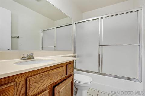 1724 Avenida Segovia, Oceanside, CA 92056 photo 18