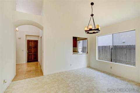 1724 Avenida Segovia, Oceanside, CA 92056 photo 9