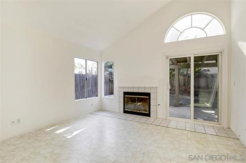 1724 Avenida Segovia, Oceanside, CA 92056 photo 6