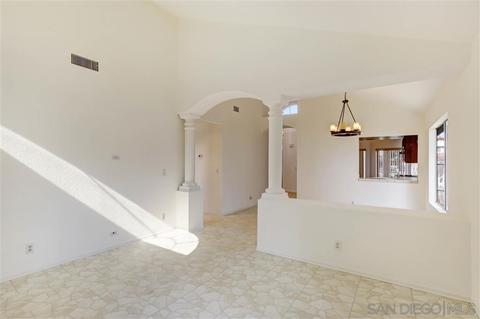 1724 Avenida Segovia, Oceanside, CA 92056 photo 8