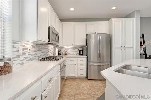 3135 Via Puerta, Carlsbad, CA 92009 photo 6