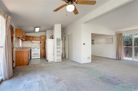 185 E Naples St, Chula Vista, CA 91911 photo 4