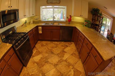 282 Editha Dr, El Cajon, CA 92019 photo 4
