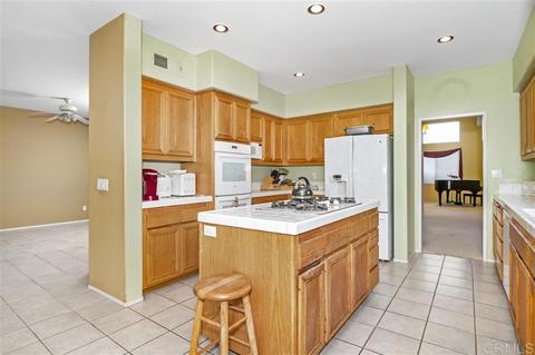4957 Lassen Dr, Oceanside, CA 92056 photo 6