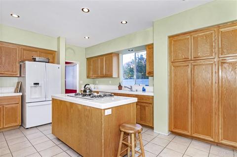4957 Lassen Dr, Oceanside, CA 92056 photo 5