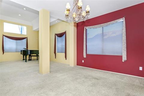 4957 Lassen Dr, Oceanside, CA 92056 photo 4