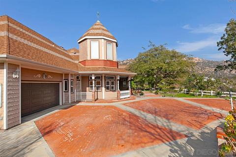 1372 Tracey Ln, El Cajon, CA 92021 photo 12