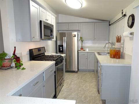 2310 Highview Ln, Spring Valley, CA 91977 photo 2