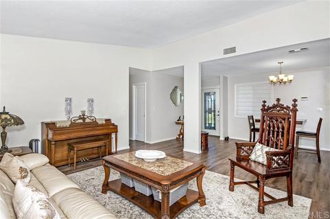 2060 Raymond Ave, Ramona, CA 92065 photo 4