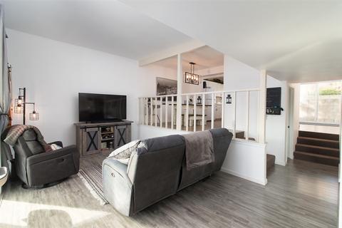7700 Parkway Dr #21, La Mesa, CA 91942 photo 3