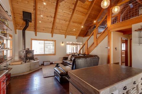 40143 Dream St, Big Bear Lake, CA 92315 photo 3