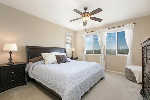 1087 Vista Pointe Blvd, Oceanside, CA 92057 photo 16