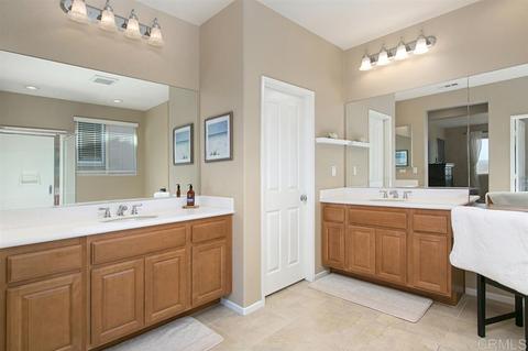 1087 Vista Pointe Blvd, Oceanside, CA 92057 photo 18