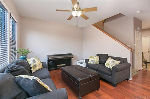4494 Brisbane UNIT 4, Oceanside, CA 92058 photo 3