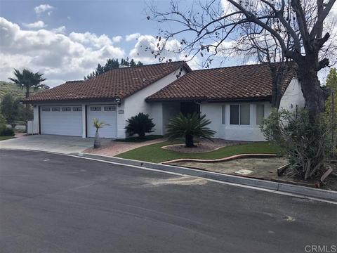3935 Monument Pl, Escondido, CA 92025 photo 3