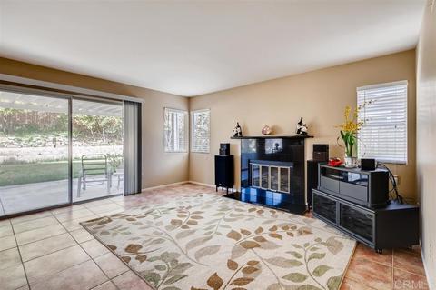 1639 Corte Verano, Oceanside, CA 92056 photo 12