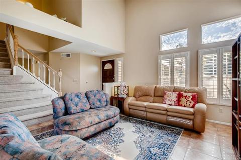 1639 Corte Verano, Oceanside, CA 92056 photo 4