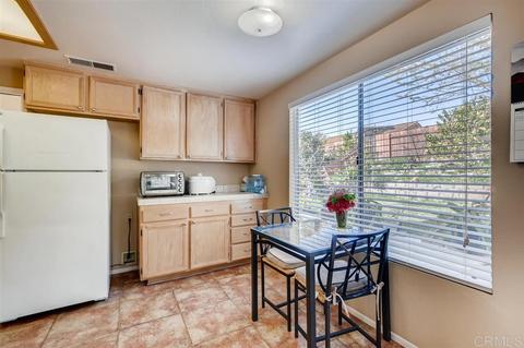 1639 Corte Verano, Oceanside, CA 92056 photo 11
