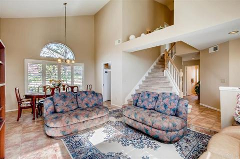 1639 Corte Verano, Oceanside, CA 92056 photo 2