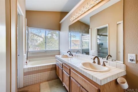 1639 Corte Verano, Oceanside, CA 92056 photo 18