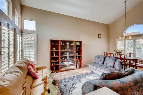 1639 Corte Verano, Oceanside, CA 92056 photo 3