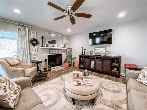8715 Langholm Dr, El Cajon, CA 92021 photo 17