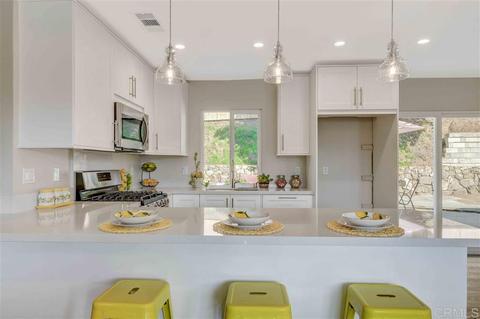 225 Copper Ave, Vista, CA 92083 photo 4