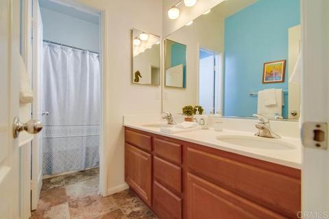 3061 Via Maximo, Carlsbad, CA 92009 photo 17