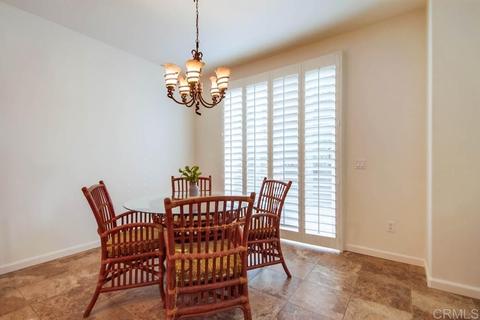 3061 Via Maximo, Carlsbad, CA 92009 photo 6