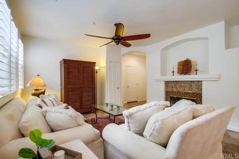 3061 Via Maximo, Carlsbad, CA 92009 photo 5